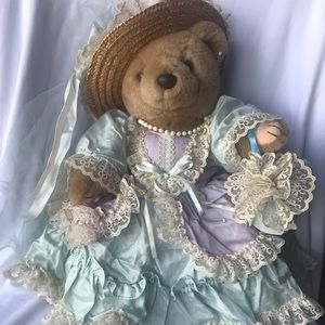 Bearly People Vïntäge Bear